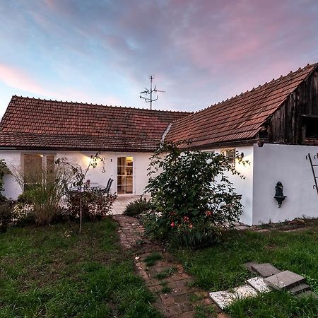 Hotel Chalupka Hlohovec Zewnętrze zdjęcie