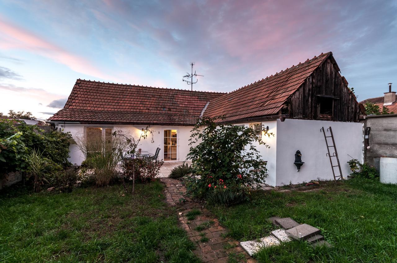 Hotel Chalupka Hlohovec Zewnętrze zdjęcie